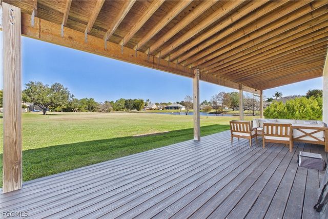 18220 Riverchase CT, Alva, FL 33920