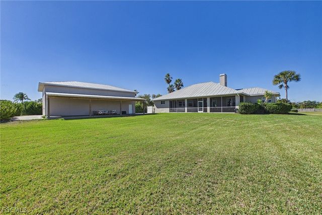 18220 Riverchase CT, Alva, FL 33920