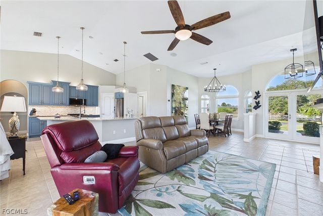 18220 Riverchase CT, Alva, FL 33920