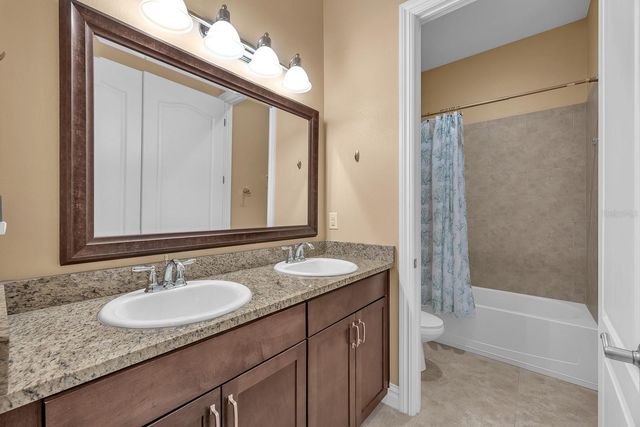 5208 ALAFIA FALLS DRIVE, Lithia, FL 33547