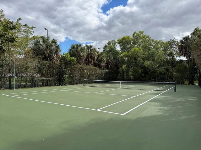 9999 Summerbreeze Dr 108, Sunrise, FL 33322