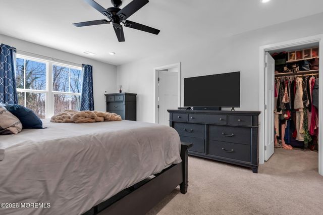 42 Athens Way, Cliffwood, NJ 07721