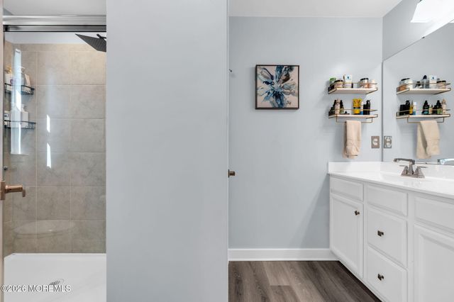 42 Athens Way, Cliffwood, NJ 07721