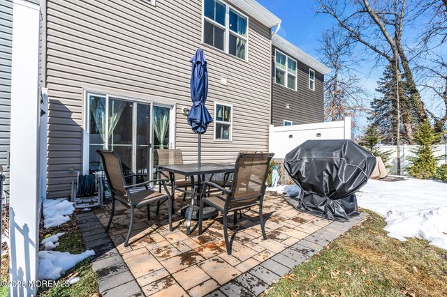 42 Athens Way, Cliffwood, NJ 07721