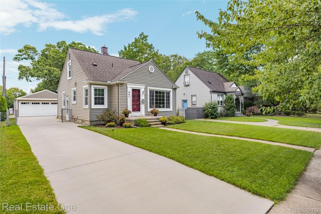 881 W Maplehurst Street, Ferndale, MI 48220