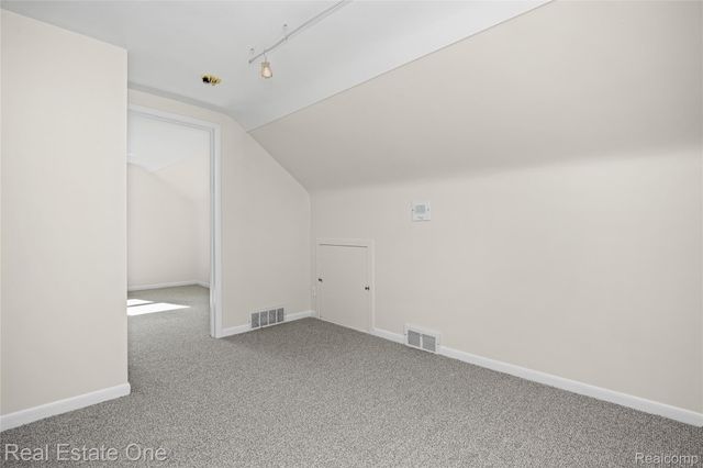 881 W Maplehurst Street, Ferndale, MI 48220