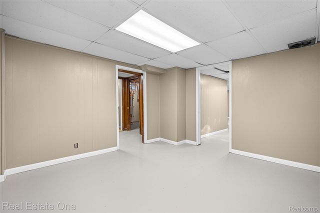 881 W Maplehurst Street, Ferndale, MI 48220