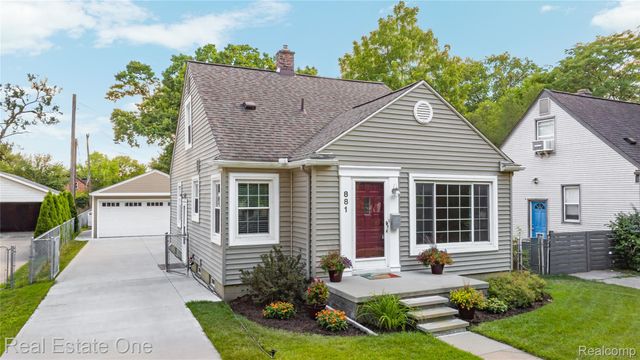 881 W Maplehurst Street, Ferndale, MI 48220