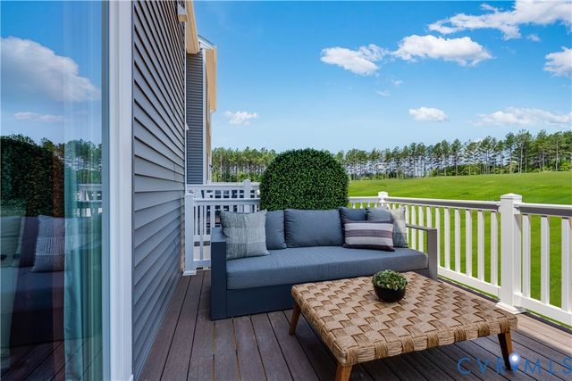 8752 Pioneer Hill Dr, Chesterfield, VA 23832