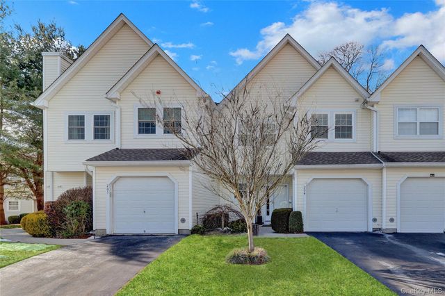 204 Erik Drive, East Setauket, NY 11733