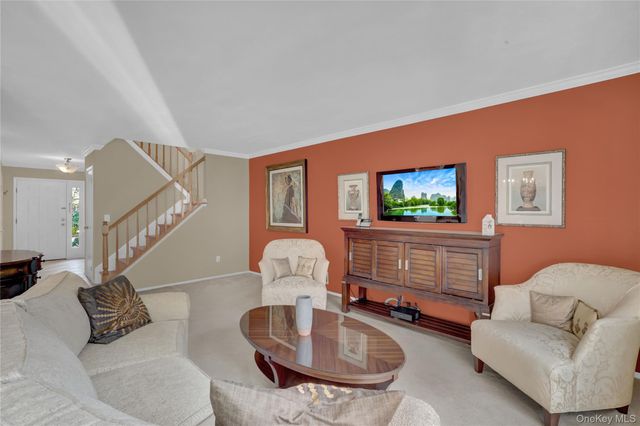 204 Erik Drive, East Setauket, NY 11733