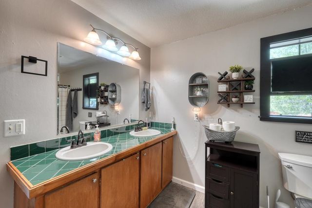 1059 Pleasant Hill Road, Murphy, NC 28906