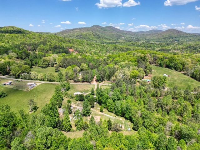 1059 Pleasant Hill Road, Murphy, NC 28906
