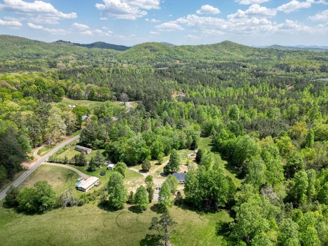 1059 Pleasant Hill Road, Murphy, NC 28906