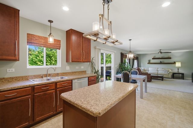 843 Brahms Road, Volo, IL 60073