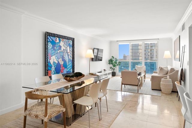 2301 Collins Ave 908, Miami Beach, FL 33139