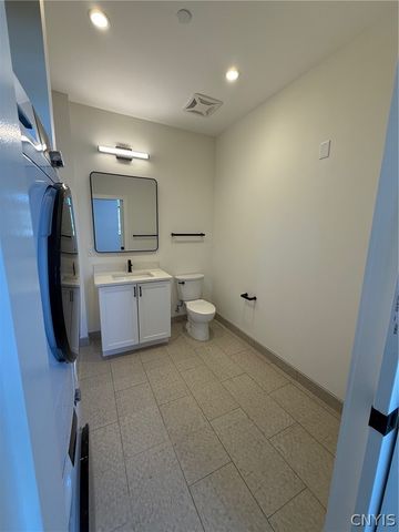 1117 West Fayette Street 209, Syracuse, NY 13204