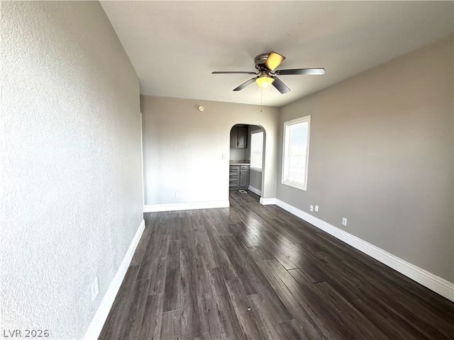 5930 Dodd Street B, Las Vegas, NV 89122