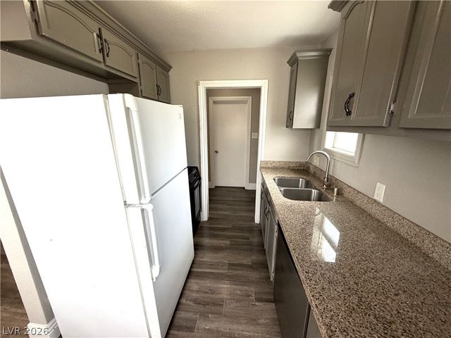 5930 Dodd Street B, Las Vegas, NV 89122