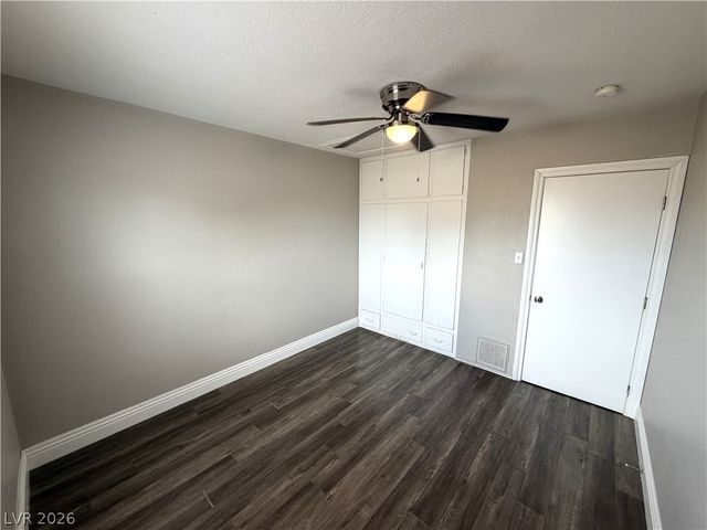 5930 Dodd Street B, Las Vegas, NV 89122