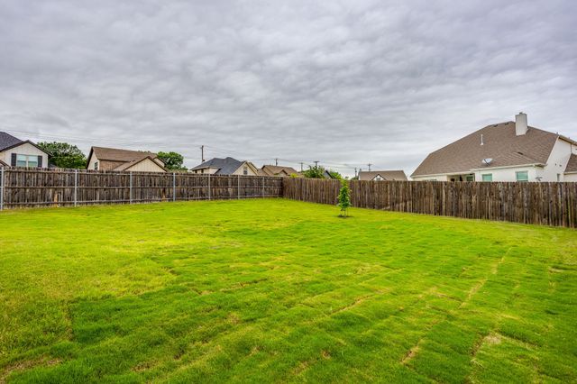 1001 Gannon Valley Trail, Weatherford, TX 76087