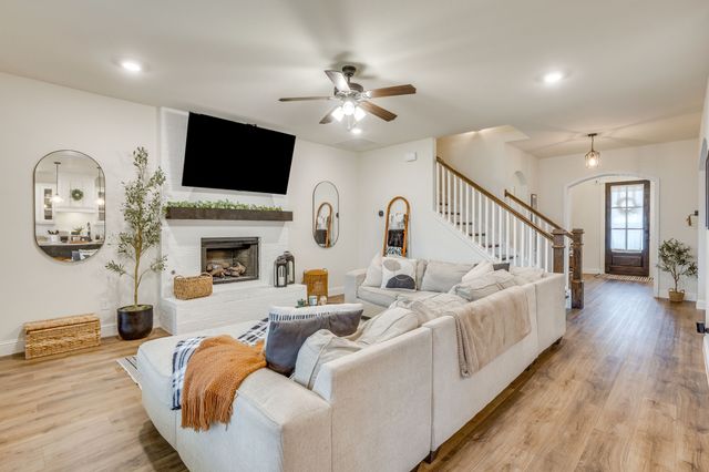 1001 Gannon Valley Trail, Weatherford, TX 76087
