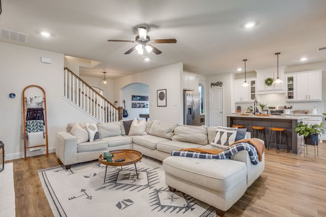 1001 Gannon Valley Trail, Weatherford, TX 76087