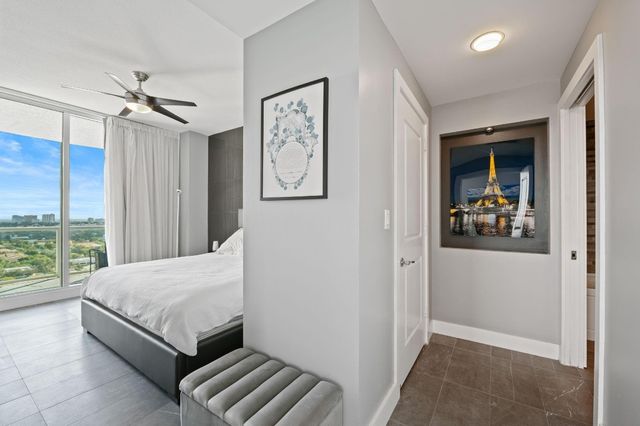 315 NE 3rd Avenue 1907, Fort Lauderdale, FL 33301