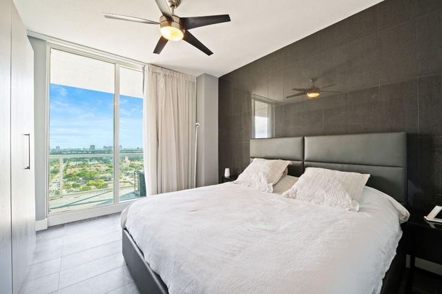 315 NE 3rd Avenue 1907, Fort Lauderdale, FL 33301