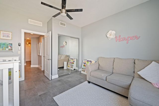 315 NE 3rd Avenue 1907, Fort Lauderdale, FL 33301