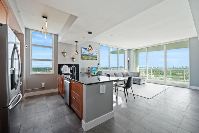 315 NE 3rd Avenue 1907, Fort Lauderdale, FL 33301