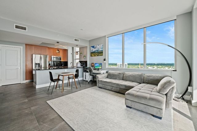 315 NE 3rd Avenue 1907, Fort Lauderdale, FL 33301