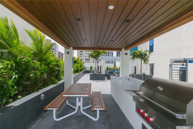 629 Keeaumoku Street 1811, Honolulu, HI 96814