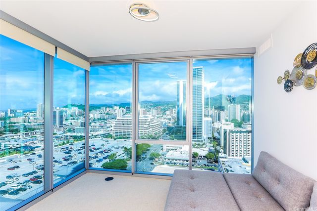 629 Keeaumoku Street 1811, Honolulu, HI 96814