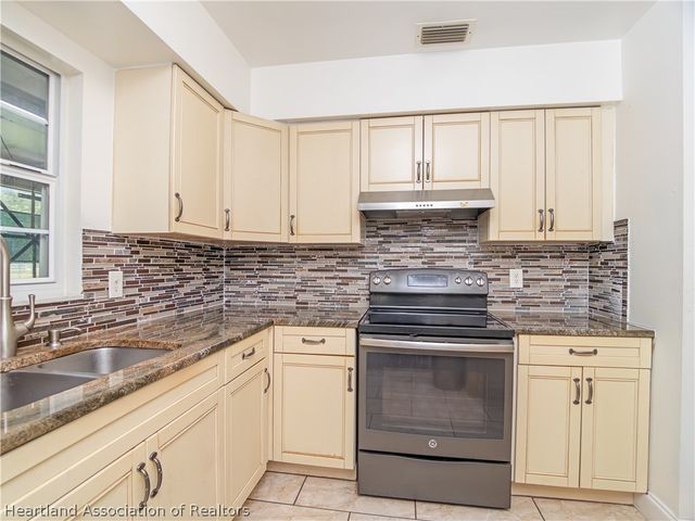 6041 Arbuckle Creek Road, Sebring, FL 33870