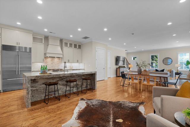 247 Walnut Street, Chattanooga, TN 37403