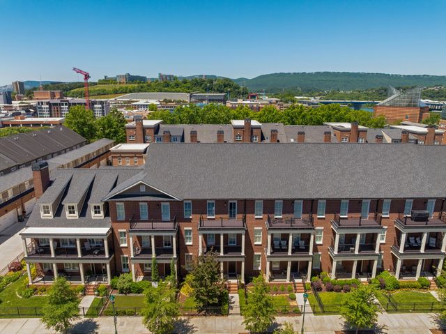 247 Walnut Street, Chattanooga, TN 37403