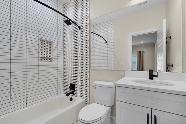 247 Walnut Street, Chattanooga, TN 37403