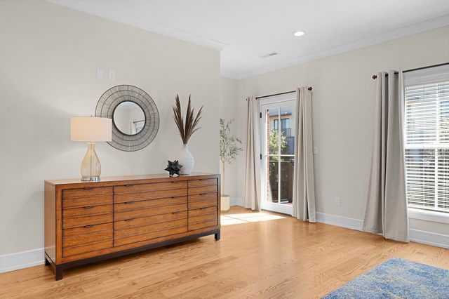 247 Walnut Street, Chattanooga, TN 37403