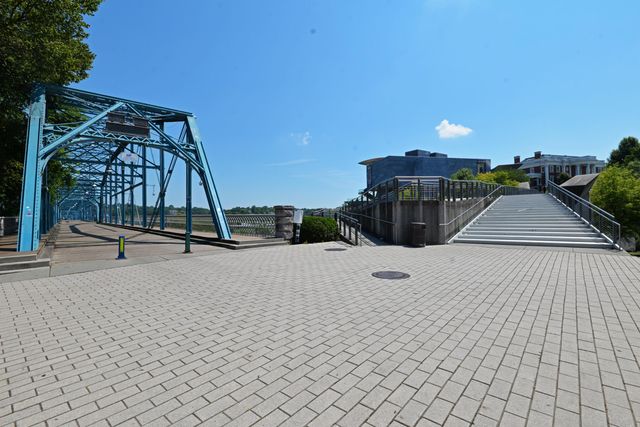 247 Walnut Street, Chattanooga, TN 37403