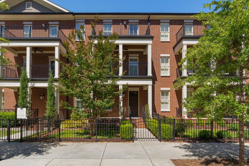 247 Walnut Street, Chattanooga, TN 37403
