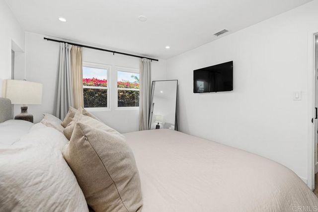 4975 Greenbrier Avenue, San Diego, CA 92120