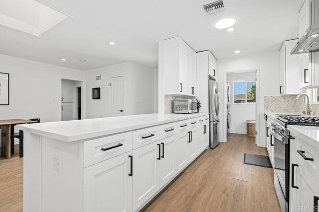 4975 Greenbrier Avenue, San Diego, CA 92120