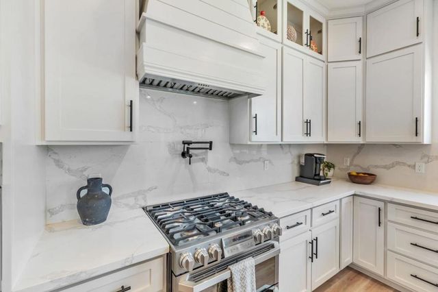 10055 Foothill Avenue, Gilroy, CA 95020