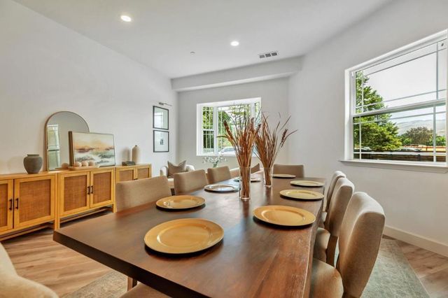 10055 Foothill Avenue, Gilroy, CA 95020