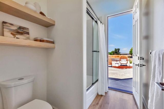 10055 Foothill Avenue, Gilroy, CA 95020