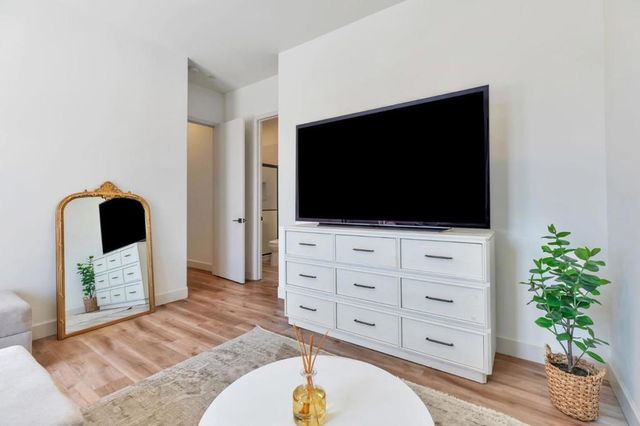 10055 Foothill Avenue, Gilroy, CA 95020