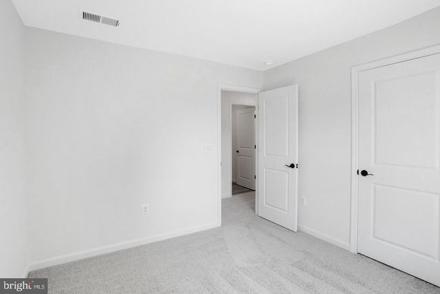 35598 PINE NEEDLE LN, Locust Grove, VA 22508