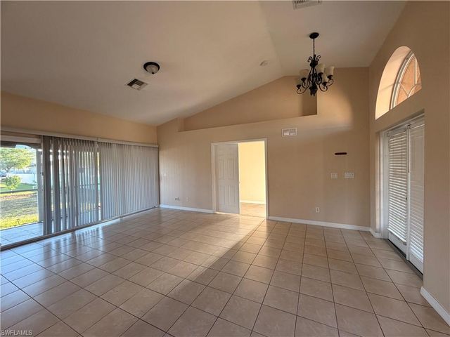 3808 25th ST SW, Lehigh Acres, FL 33976