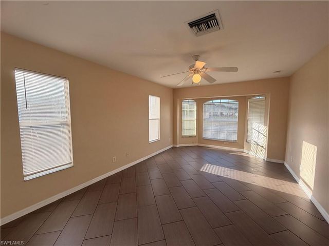 3808 25th ST SW, Lehigh Acres, FL 33976